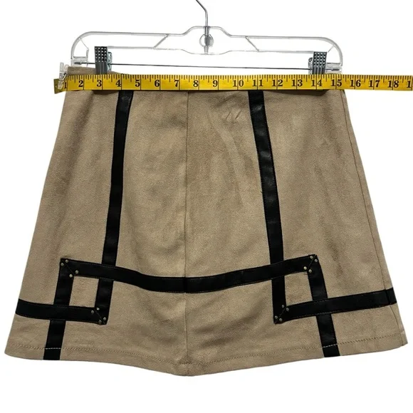 Guess Tan A-line Mini Skirt. Faux Tan Sueadewith Faux Black leather accent - Picture 3 of 9